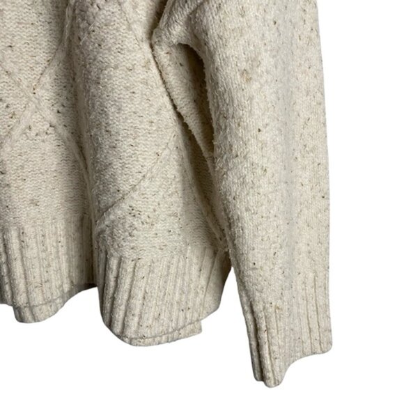 APRICOT Women's Cream Patterned Turtleneck Cozy Knit Sweater - Picture 4 of 9